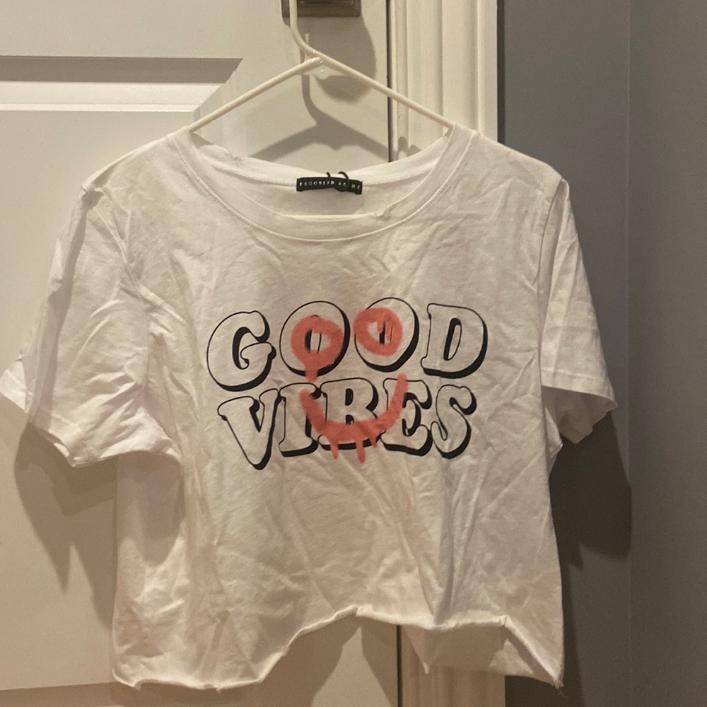 Good vibes Brooklyn karma crop T-shirt